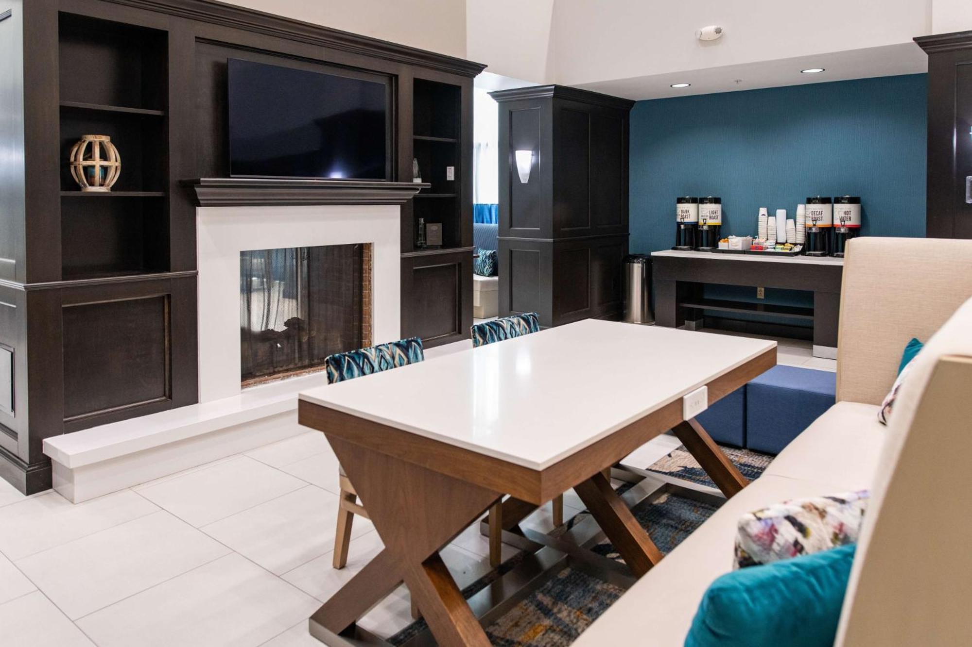 Hampton Inn & Suites Effingham Bagian luar foto