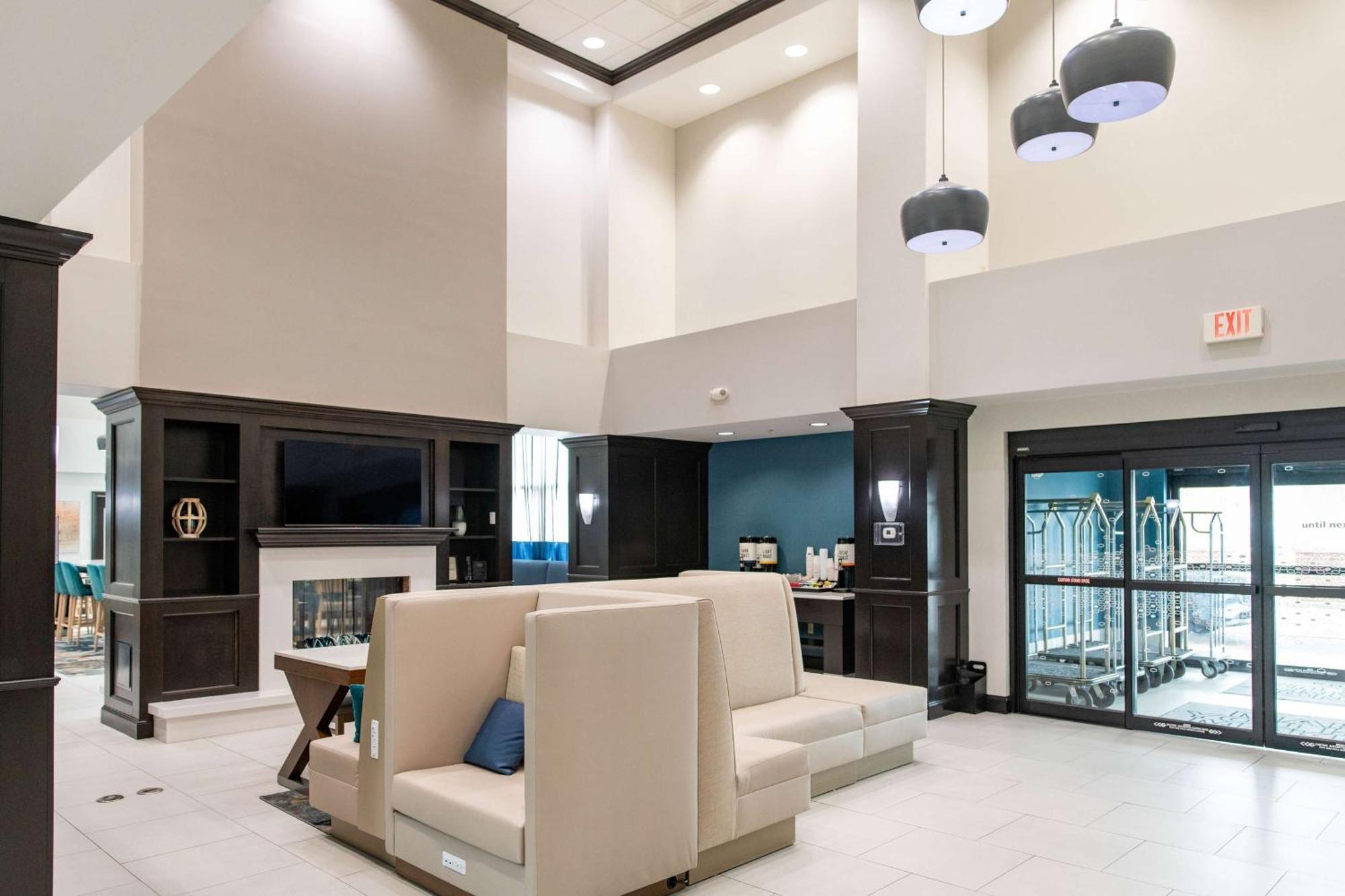Hampton Inn & Suites Effingham Bagian luar foto